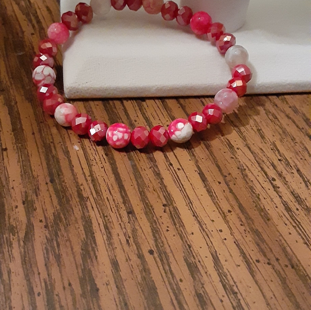 Handcrafted stretch bracelet
